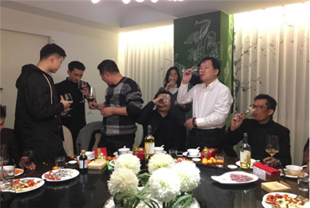 歲末狂歡！2018 IDAC彥翔設(shè)計(jì)迎新答謝年會(huì)  